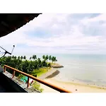 Paradise Lagoon Homestay